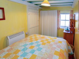 Yellow - Uk43117 - Clynnog-fawr - 4