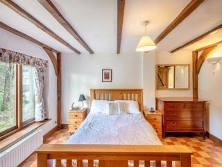 Gardeners Cottage - Kelvedon Hatch - 3