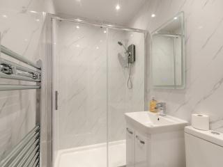 Number Three - Uk44900 - Brierfield - 5