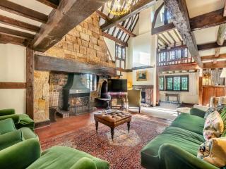 Ridge Hill Manor - Turners Hill - 9