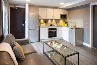 Comfortable Studio For 2 In Leeds, Free Breakfast - 2