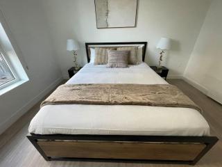 Stylish Westwood Apartment - Steps from UCLA 1 Bedroom 1 Bah - Los Angeles - 5