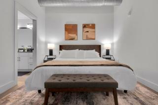 Industrial Loft Living 2BR 2BA - 8