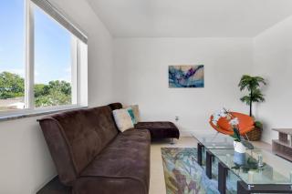 Cozy Private 2 BR Apt 8th st 5min to Brickell - 5