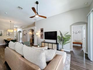 Windsor Palms Minion, Princess, Mickey, Pool Home - 3