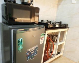 Cosy Studio with Gym, Wi-Fi, Full Kitchen, Smart TV, Free Parking - Near Yaya Centre - Ideal for expats around Kilimani, Westlands, Lavington - Nairobi - 6