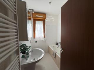 Spazio Breda - free Garage - M1 subway - Milan - 7
