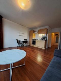 Apartments, 20 minutes from Amsterdam, Full service objectcode UM46 - 6