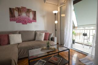 Entire Apt, 2nd Floor, Balcony - Athen - 1
