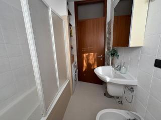 Spazio Breda - Free Parking, Private Garage, Metro M1, Balcony, 4 Guests - 1