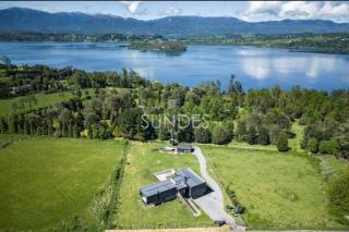 Hermoso alojamiento en el lago con piscina y playa en Panguipulli - Panguipulli - 8