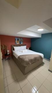 Large Studio for Contractors, Families, Relocation Near New Cross Hospital - 8