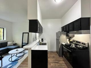 Affordable Stay Near Proctors - A5 - Schenectady - 2