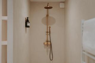 Logement de Charme vue Luberon - Rez-de-chaussée de maison, Jardin & Piscine - 6