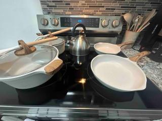 Affordable Stay Near Proctors A8 - 4
