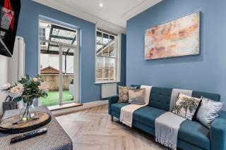 Stunning Apartment in Central Whitby - Private Garden Terrace - Whitby - 3