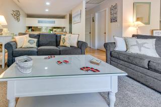 1 Mi to Bethany Beach Quiet Home with Pool Access - Bethany Beach - 6