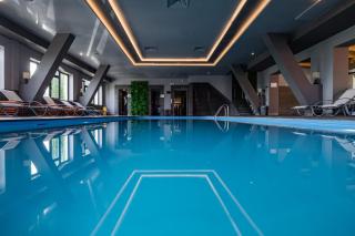 Q Resort and Spa - Săcele - 9