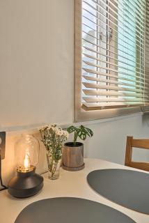 Banwoldang Stn 5min, Dining table for 6, Queen beds, Hotel bedding, Rooftop view, Ceiling fans - Daegu - 1