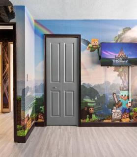 The Magic Kingdom 9BR Resort Pool Home Near Disney - 1