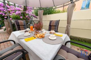 DesenzanoLoft Official Partner MARRIOTT Homes & Villas - Garden & Pool - Desenzano del Garda - 3
