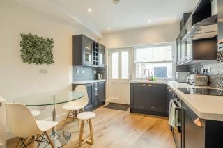 Beautiful 2bed Central Home - 3