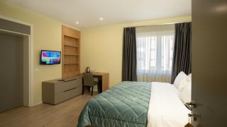 F&M Hotel 2 - Tirana - 8