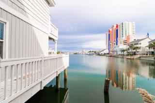 Modern Beach House with Stunning Views North - Myrtle Beach - 0