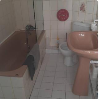 Chambre ,terrasse, a dames exclusivement women only - Narbonne - 4