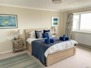 Watersedge House - 4