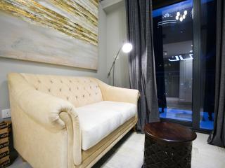 Layali - Chic 1BR with Balcony in Business Bay - Dubai - 7
