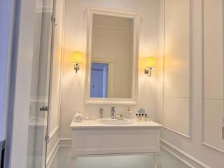 MONDRIAN Suites & Apartments Royal Route Old Town - 4