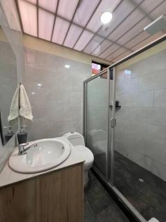 Sanctuary Apartment 5 bedroom 4 bathroom - 8
