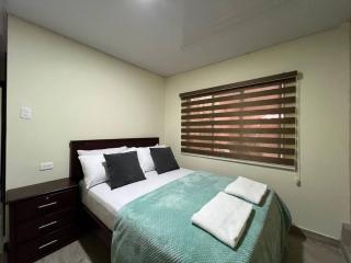 Sanctuary Apartment 5 bedroom 4 bathroom - Baños - 3