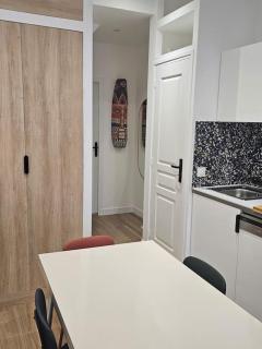 chic Montmartre apartment - París - 8