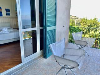 AMORE RENTALS - Villa The Stone on the Sea - Massa Lubrense - 4