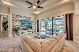Villa Dandelion by CoralVilla-luxury, canal view - Cape Coral - 0