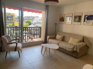 F2 Centre DEAUVILLE Lit 180 Parking gratuit - Deauville - 3