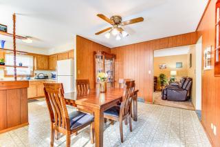 Milwaukee Home with Fire Pit about 8 Mi to Lake Michigan - 5