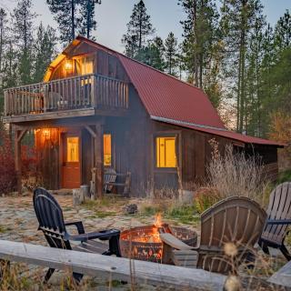 Saddle N' Sage, 7 Min To Glacier, Fire Pit - Coram - 0