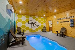 The Lazy Bee - Mountain Views, Pool, Hot Tub & Games for All - 1