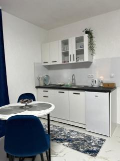 EFESA Apartments - 8