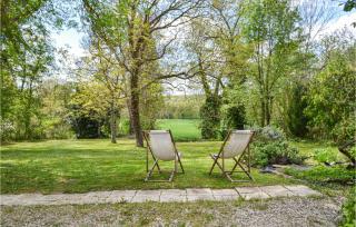 Awesome Home In Montaut With Wifi - 2