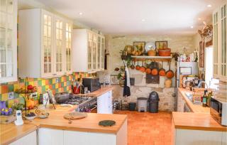 Awesome Home In Montaut With Wifi - 5