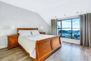The View - Downings - 8