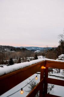 Luxury Getaway Cabin, Hot Tub, Sauna and More! - Cobleskill - 3