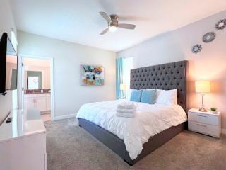 Beautiful Family Home with Pool and Game Room-2730BD - 8