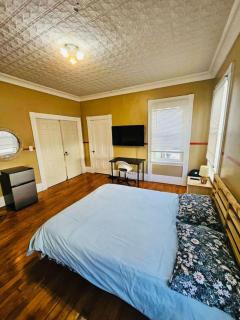 Nice large room in Federal Hill with shared bath and kitchen ac - Providence - 4