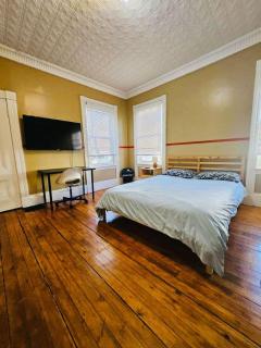 Nice large room in Federal Hill with shared bath and kitchen ac - Providence - 7