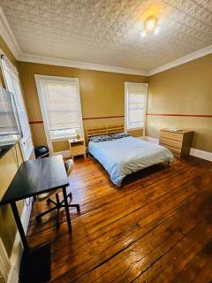Nice large room in Federal Hill with shared bath and kitchen ac - Providence - 6
